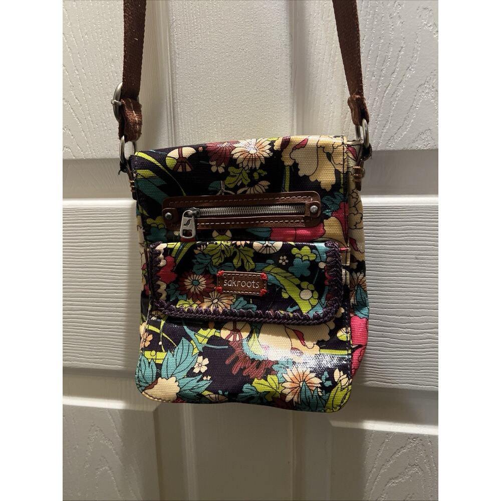 SAKROOTS Flap Messenger Crossbody Bag PURSE Brown Purple Floral Coated Canvas